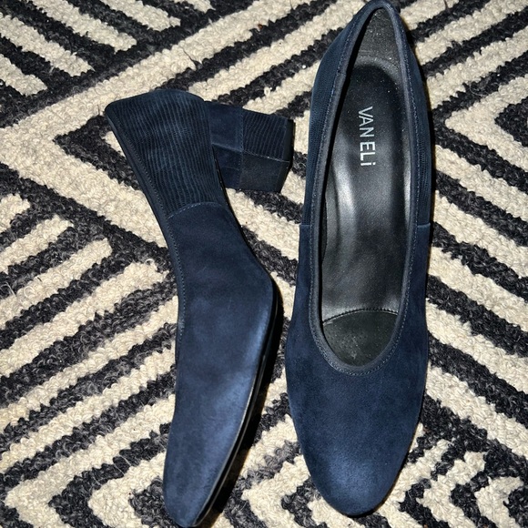 Van Eli Navy Suede Block Heels - Picture 3 of 5